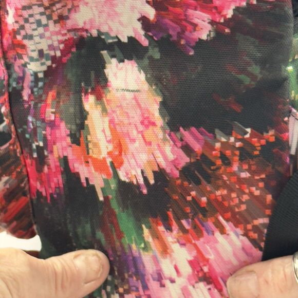 Herschel Supply Co Retreat Pixel Floral Black And Pink Large Backpack W/sleeve - Picture 5 of 12